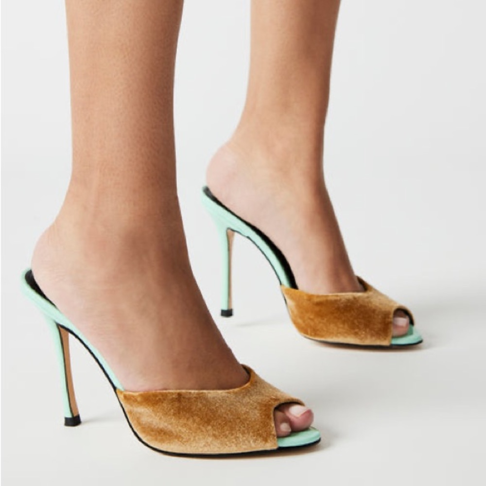 Steve Madden Priya Mules Size 8.5 NWT